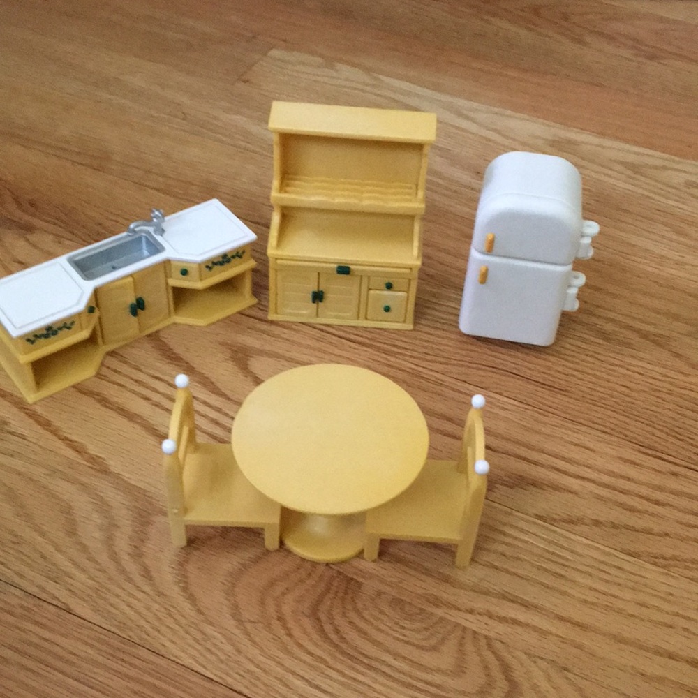 Calico critter kitchen